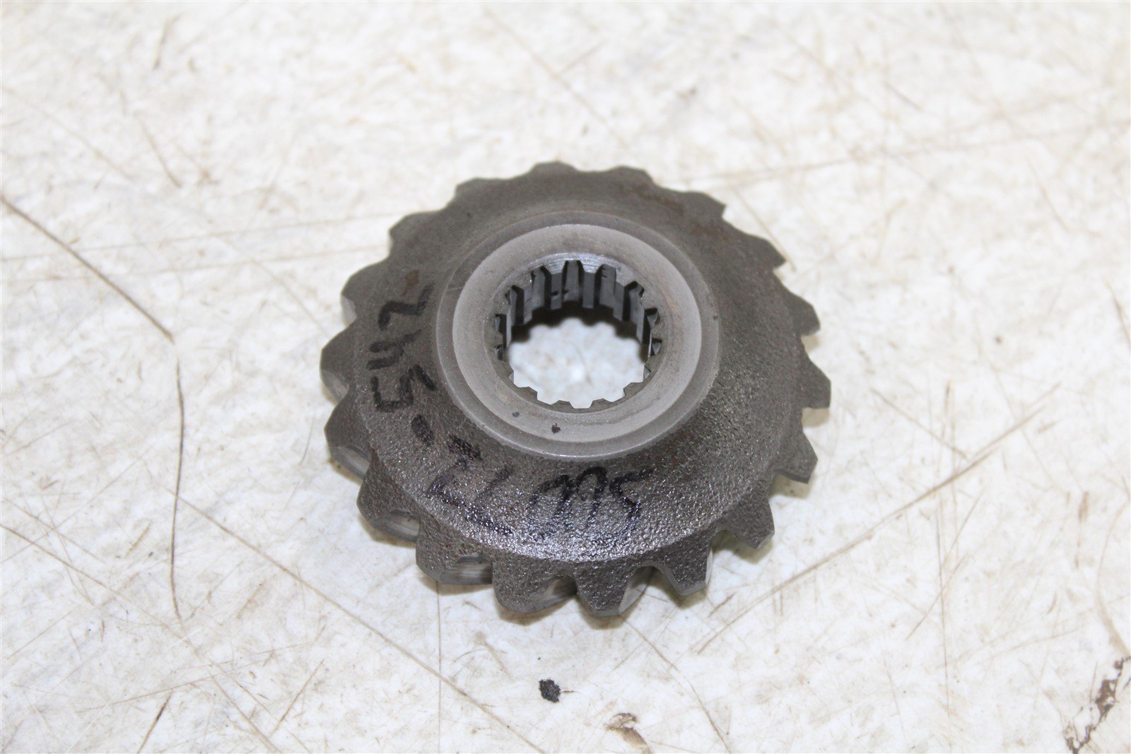 1985 Yamaha Moto 4 200 Output Shaft w/ Bevel Gear