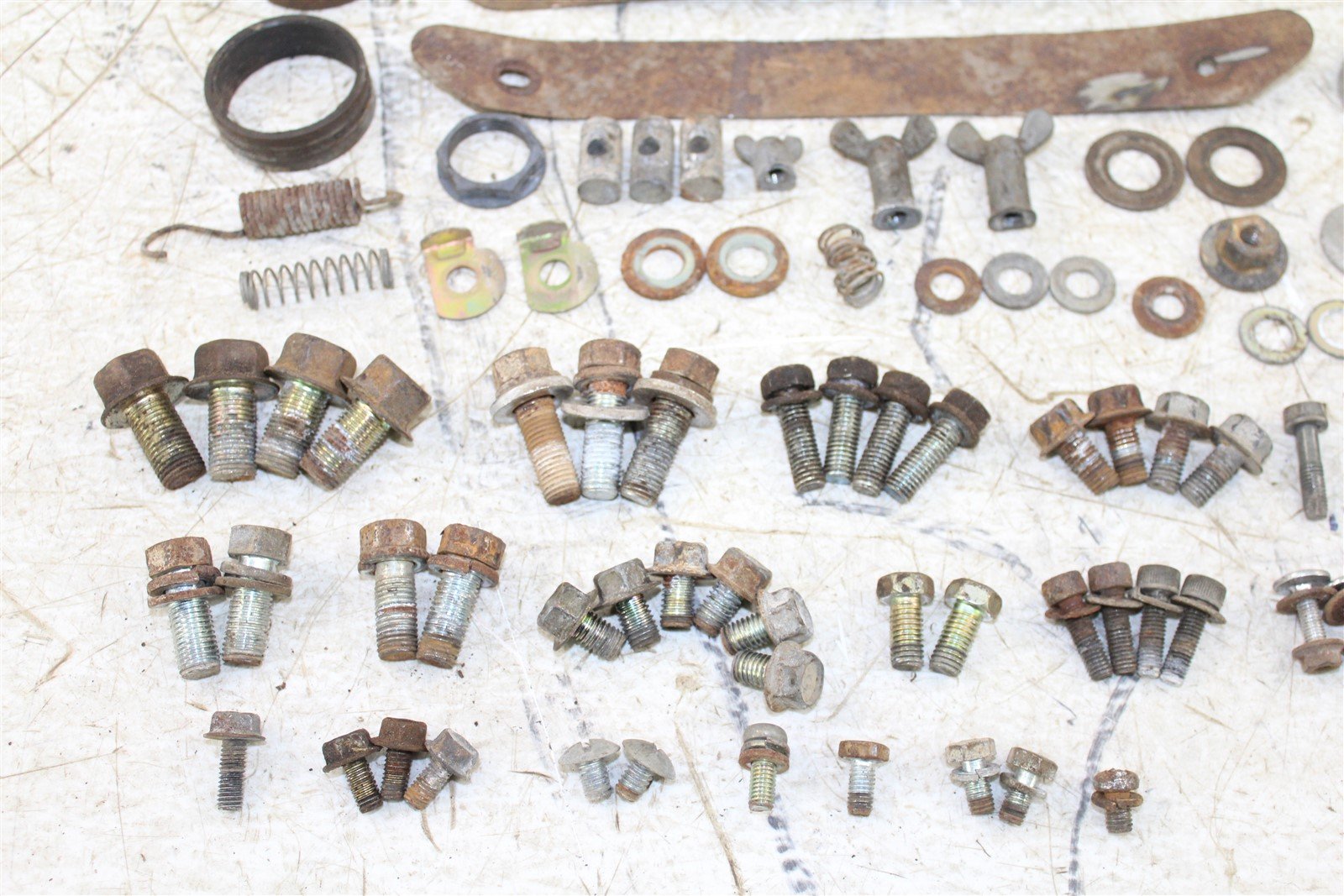 1985 Yamaha Moto 4 200 Chassis Bolt Kit Hardware Fender Supports Spring Strap