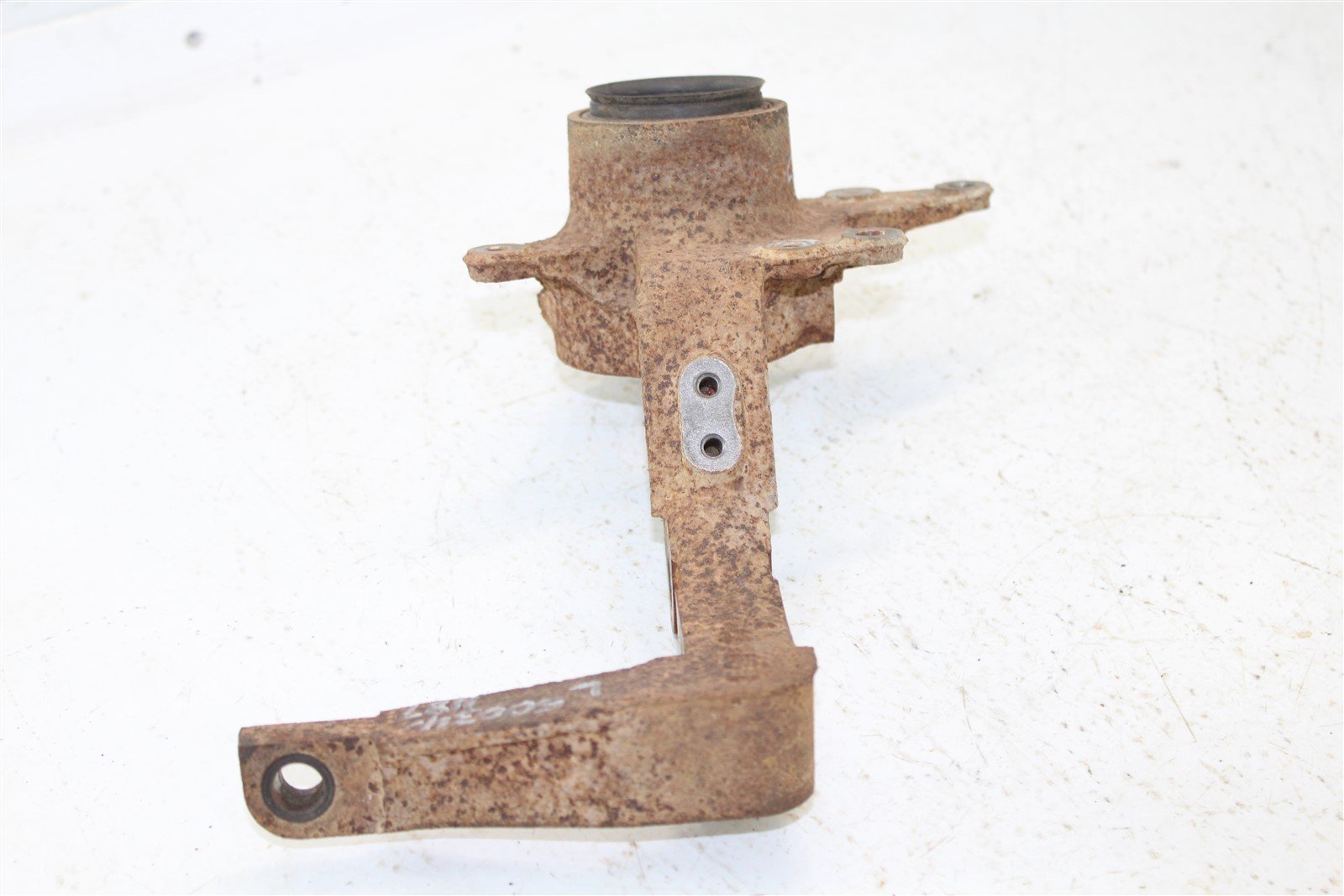 1999 Yamaha Grizzly 600 4x4 Left Front Knuckle Control Arm Mount