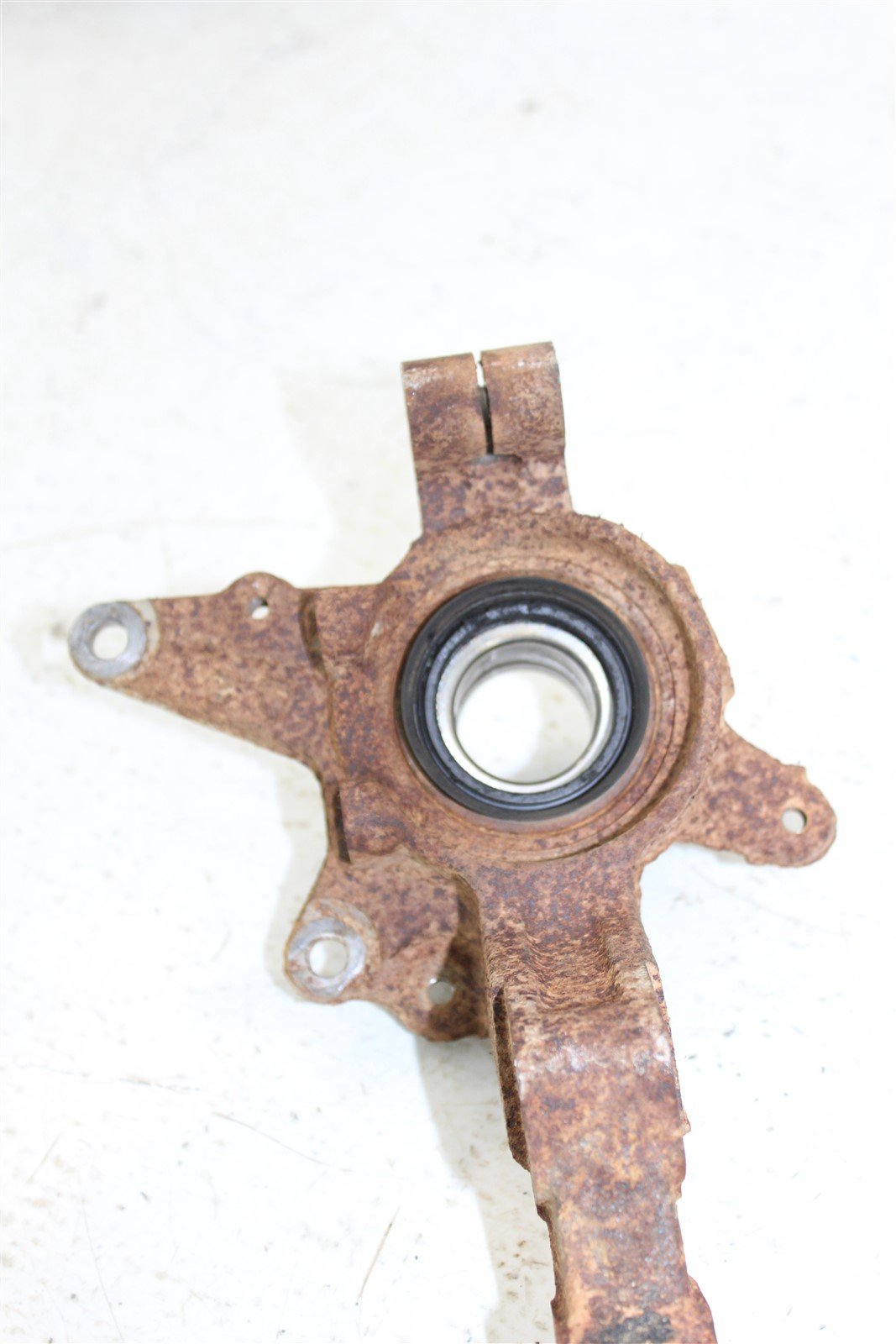 1999 Yamaha Grizzly 600 4x4 Left Front Knuckle Control Arm Mount