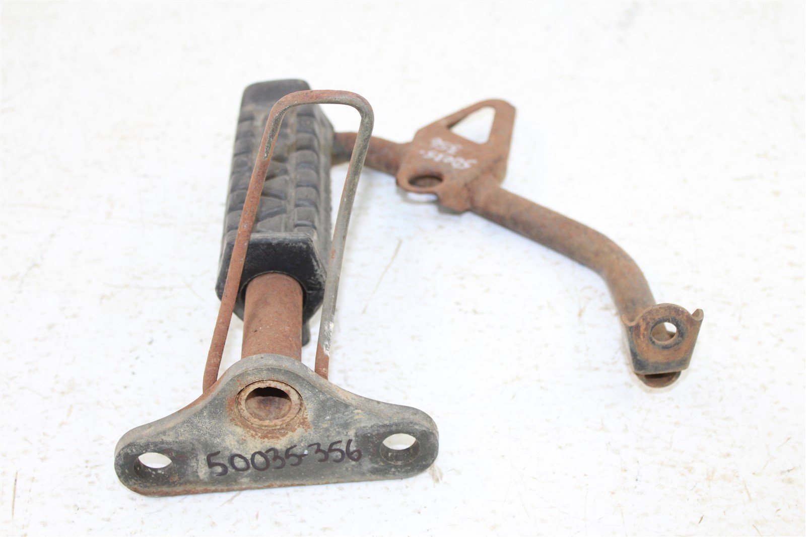 1987 Yamaha Champ 100 Foot Peg Rest Right