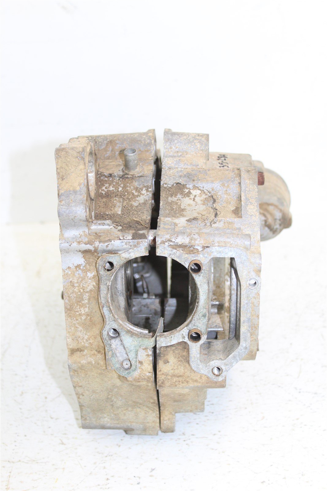 1987 Yamaha Champ 100 Engine Crankcase Cases Block Left Right