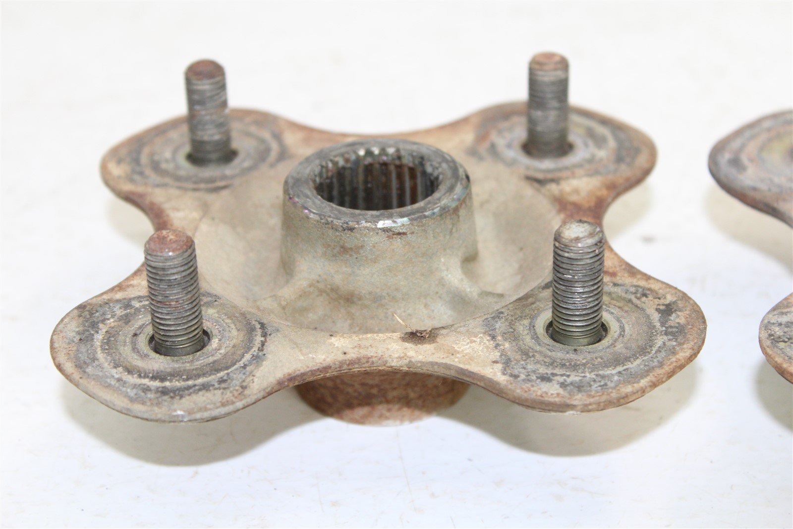 2002 Yamaha Kodiak 400 4x4 Rear Hub Wheel Mount