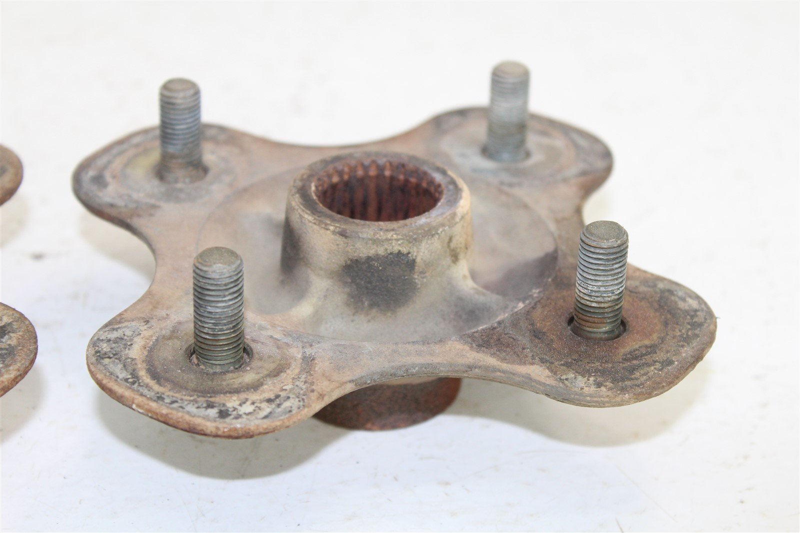 2002 Yamaha Kodiak 400 4x4 Rear Hub Wheel Mount