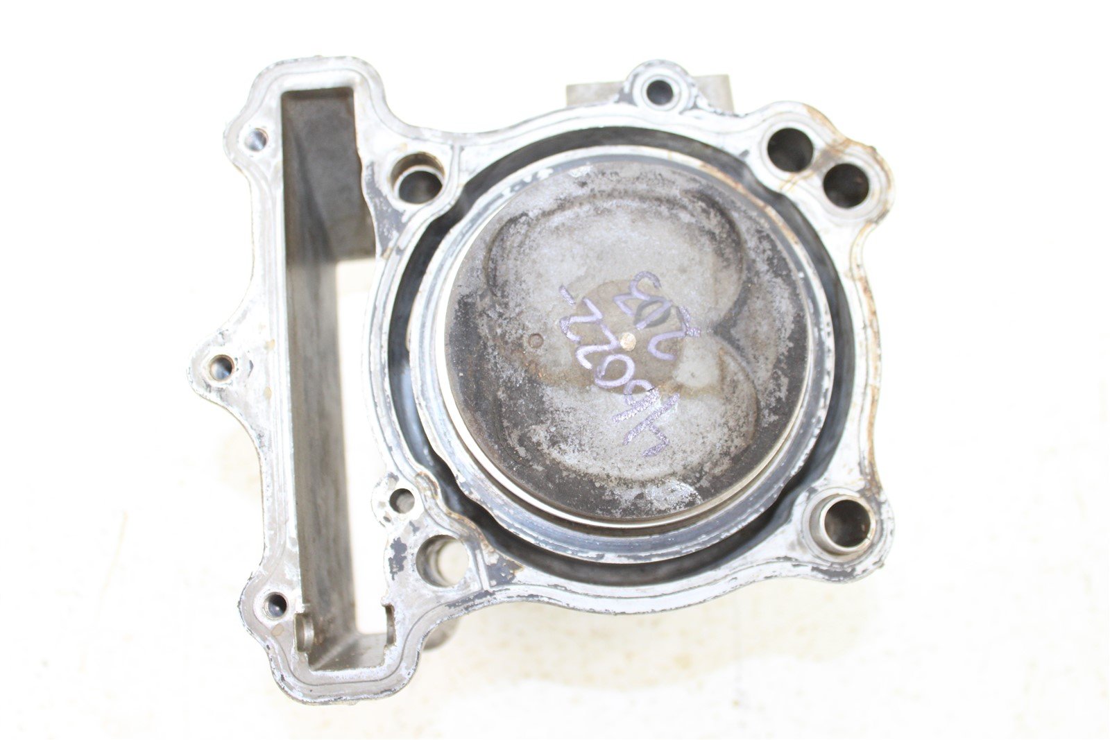 2006 Suzuki SV 650S Rear Engine Cylinder Jug Piston