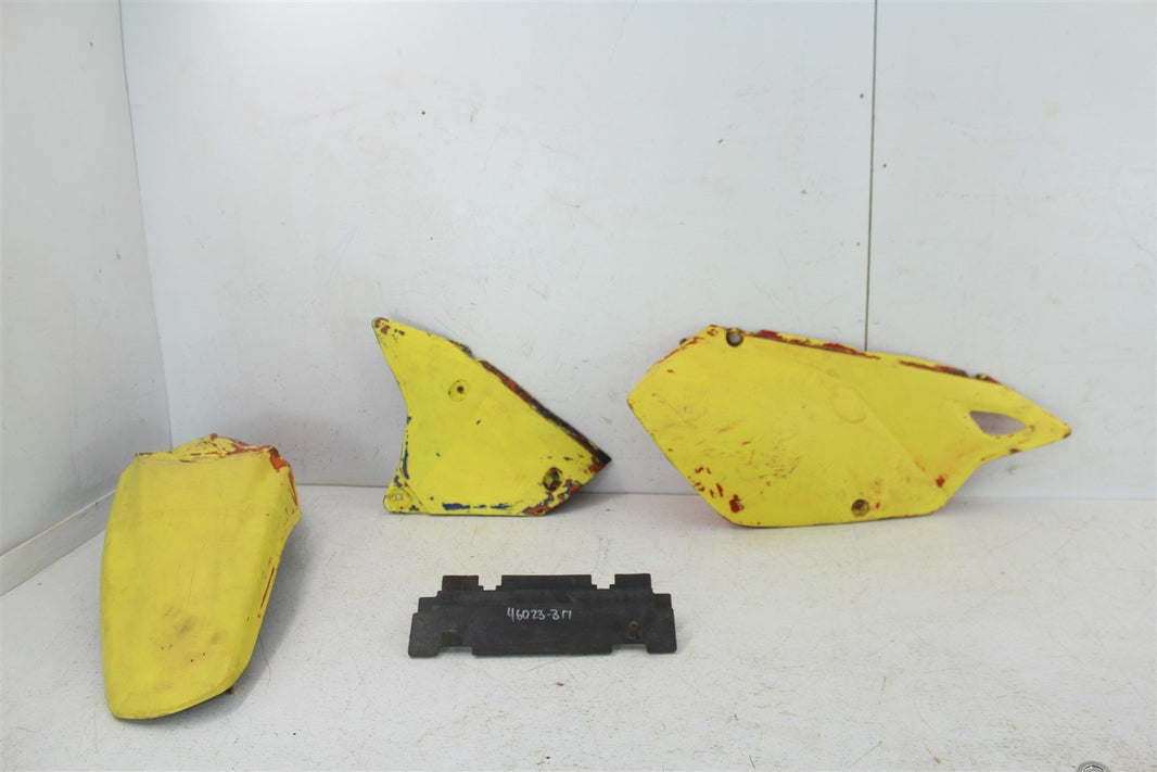 2001 Suzuki DRZ400E Rear Fender Right Rear # Plate Air Box Cover Radiator Guard