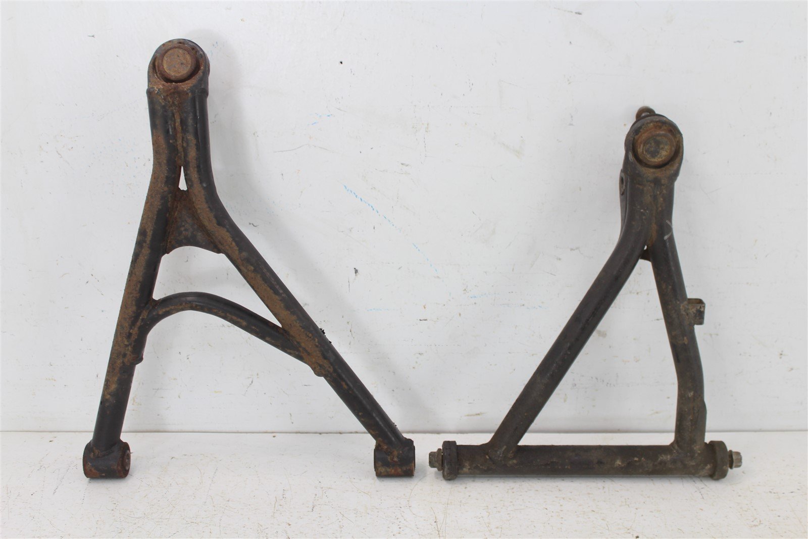 1986 Kawasaki Bayou 300 2x4 Front Left Control A Arms Upper Lower