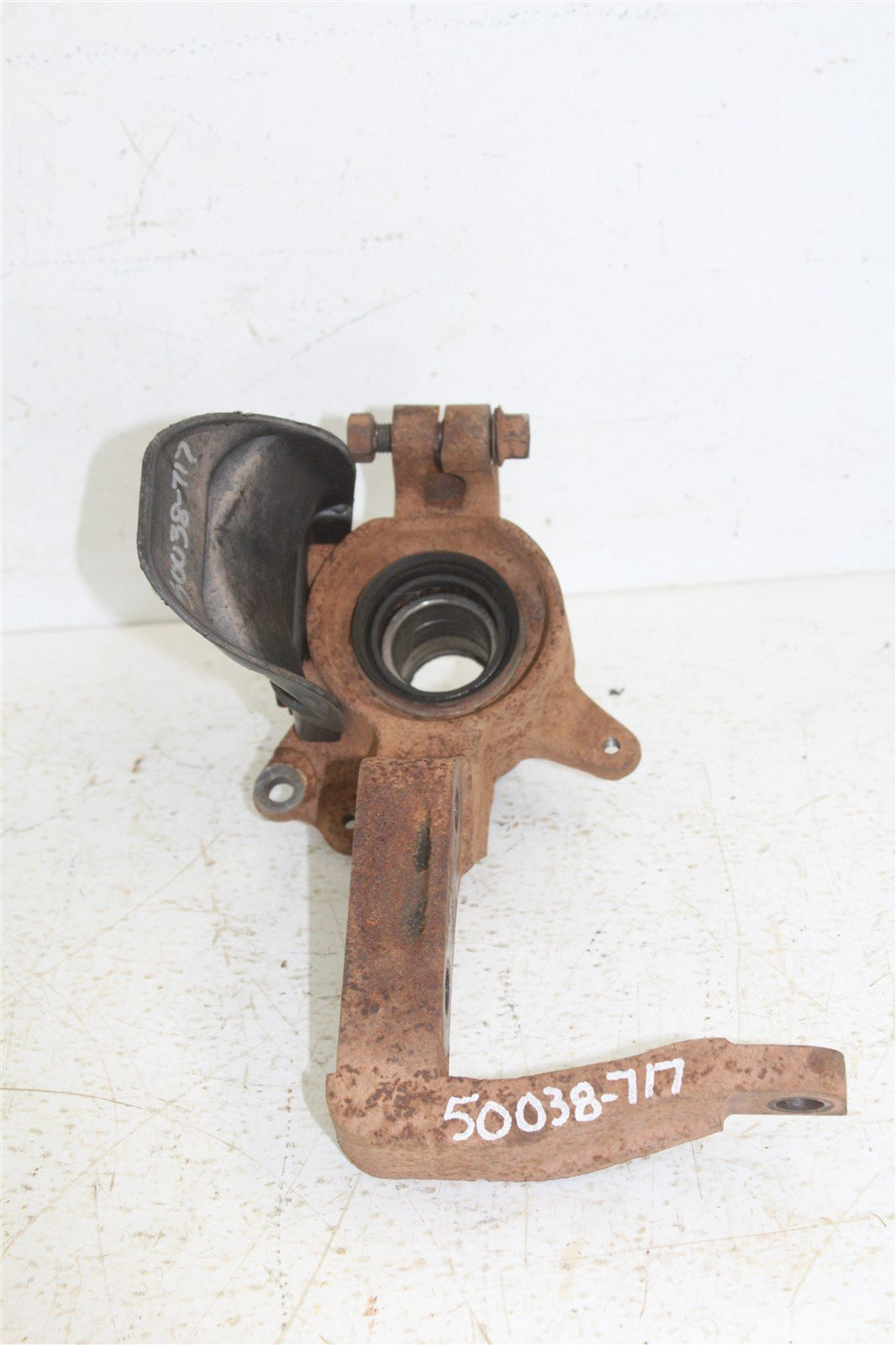 1998 Yamaha Grizzly 600 Knuckle Control Arm Mount Left