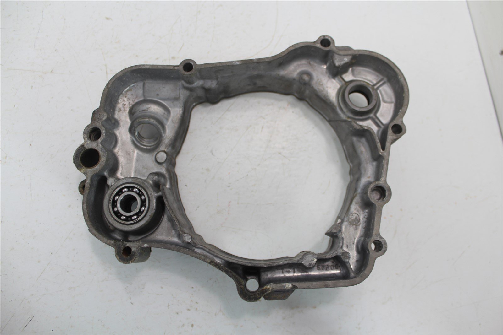 2004 Yamaha Yz85 Clutch Cover Inner Water Pump Housing