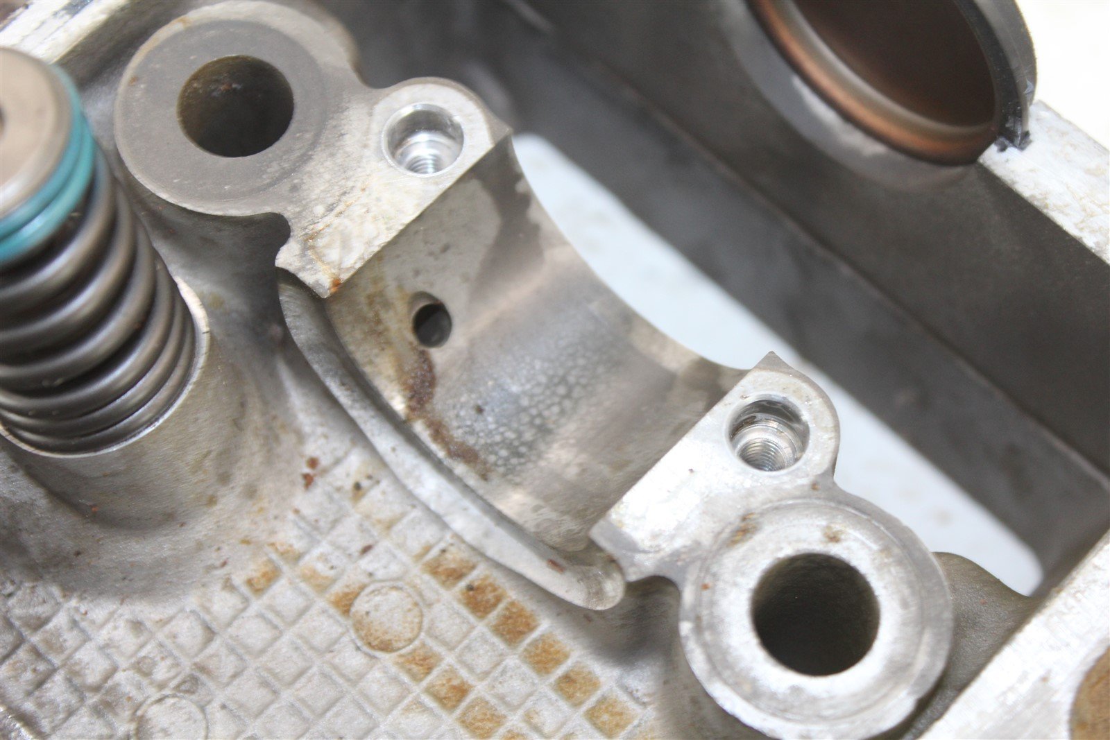2008 Polaris Trail Blazer 330 Cylinder Head Valves Intake Exhaust