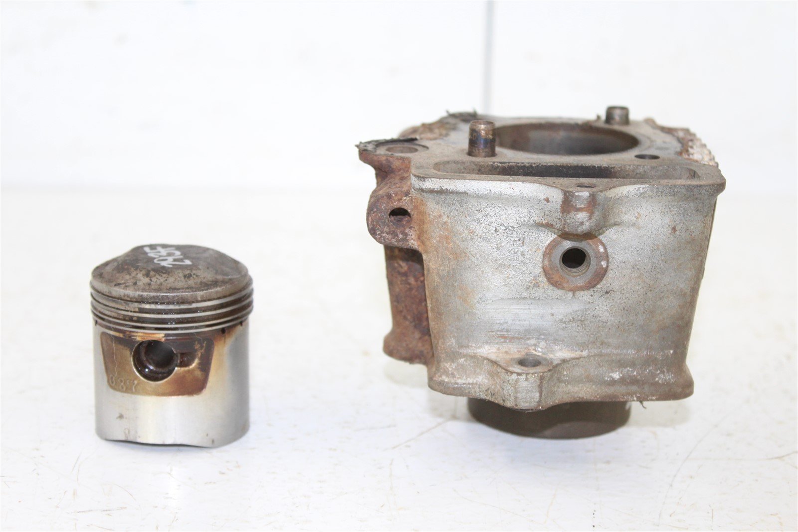 1975 Honda XL70E Engine Cylinder Jug Piston