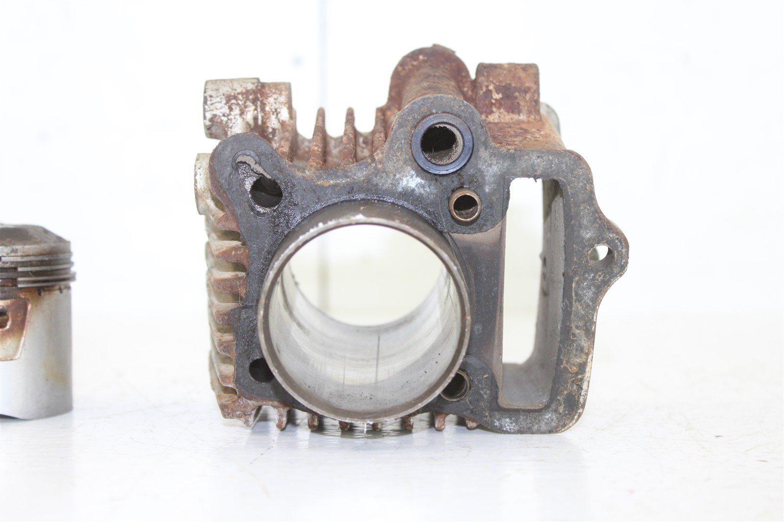 1975 Honda XL70E Engine Cylinder Jug Piston