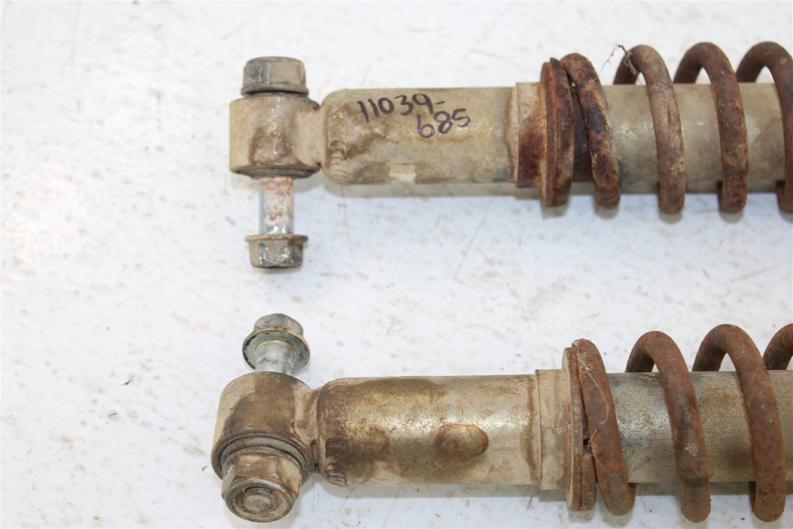 1986 Honda Fourtrax TRX250 Front Shocks Spring Absorber Left Right