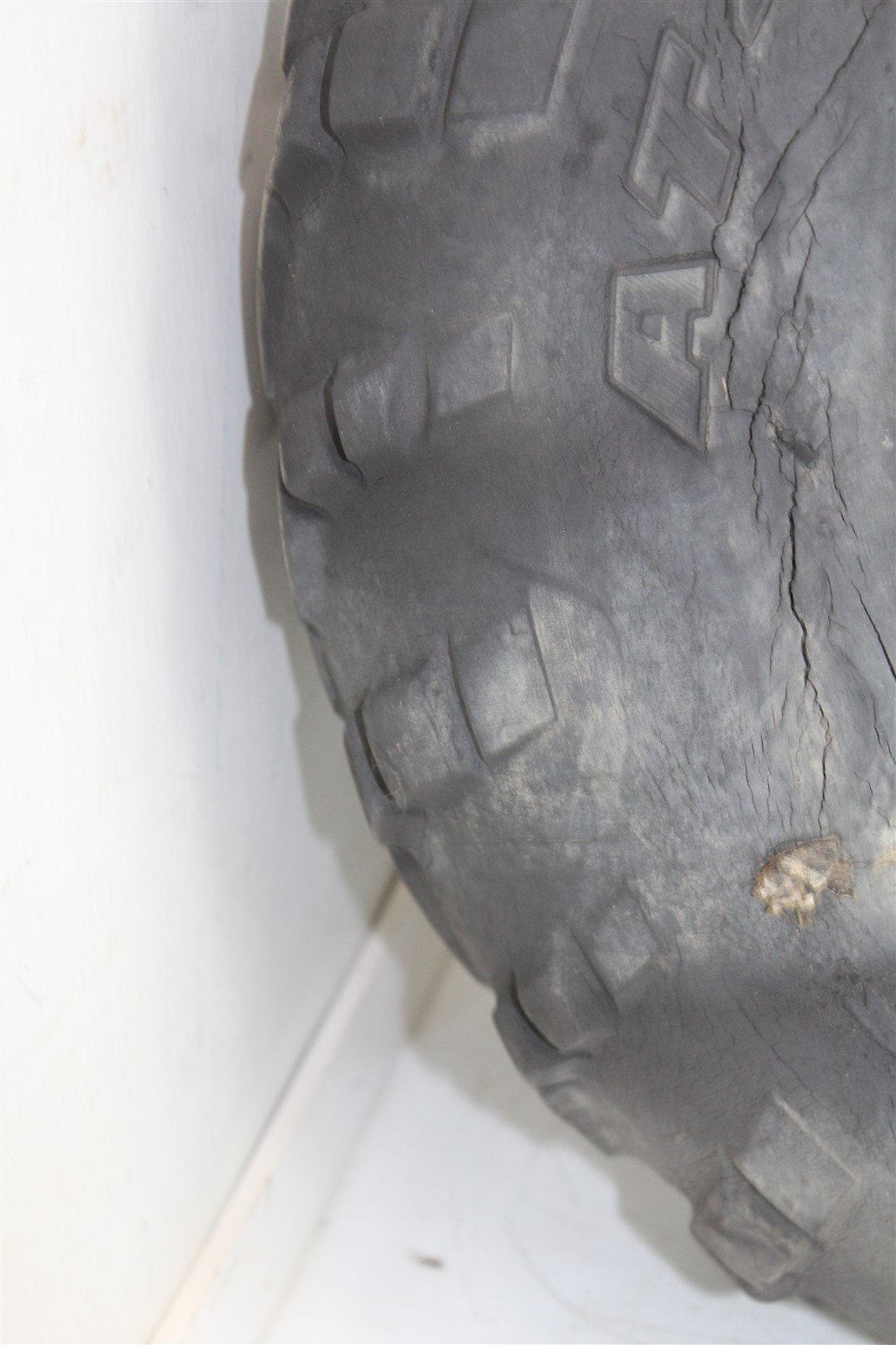 1993 Polaris 250 4x4 Front Wheel Set Rims Tires