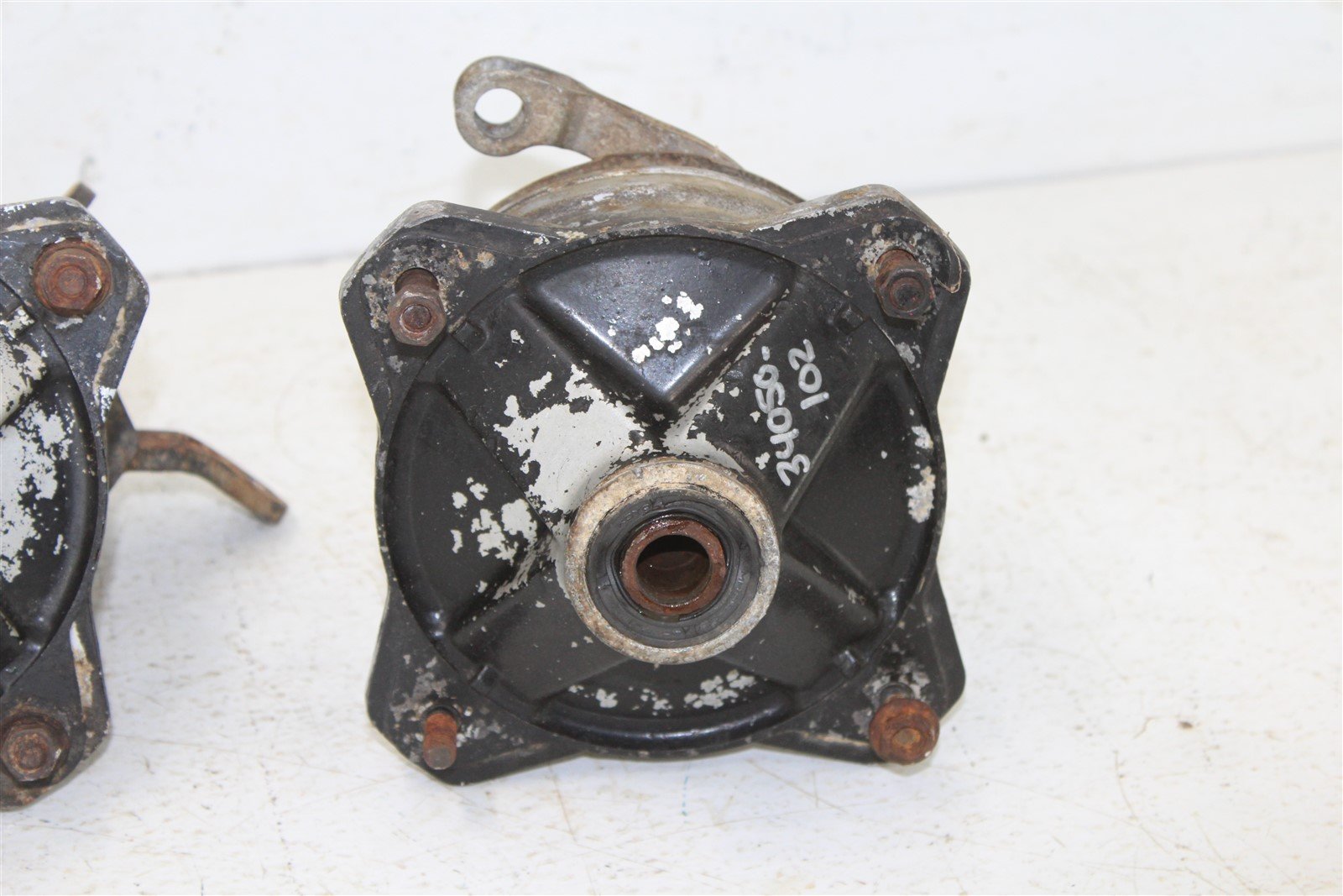1986 Polaris Trail Boss 250 Front Left Right Brake Drum Panel Hub Backing Plate