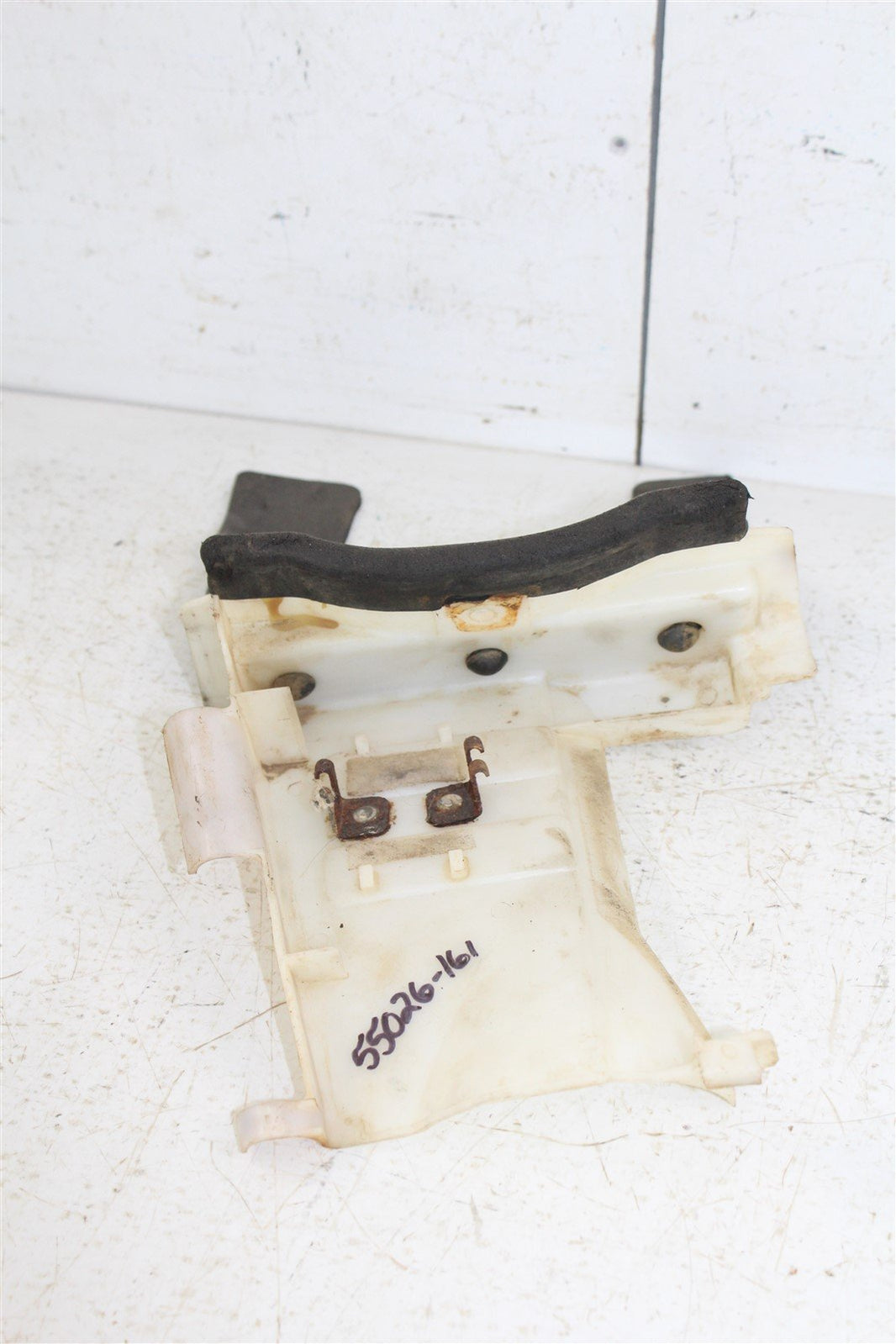 1983 Yamaha Yz100 Upper Mud Guard CDI Mount Tray