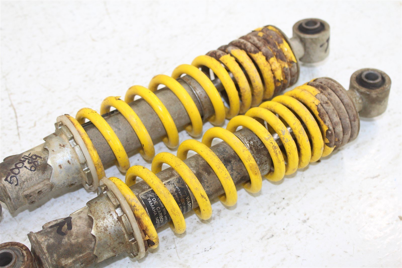 1986 Yamaha Moto-4 225 Rear Shocks Spring Absorber Left Right