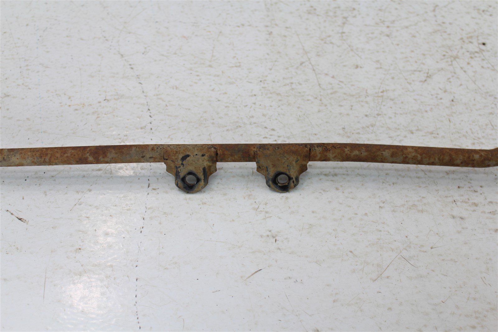 1986 Yamaha Moto-4 225 Front Fender Support Bracket