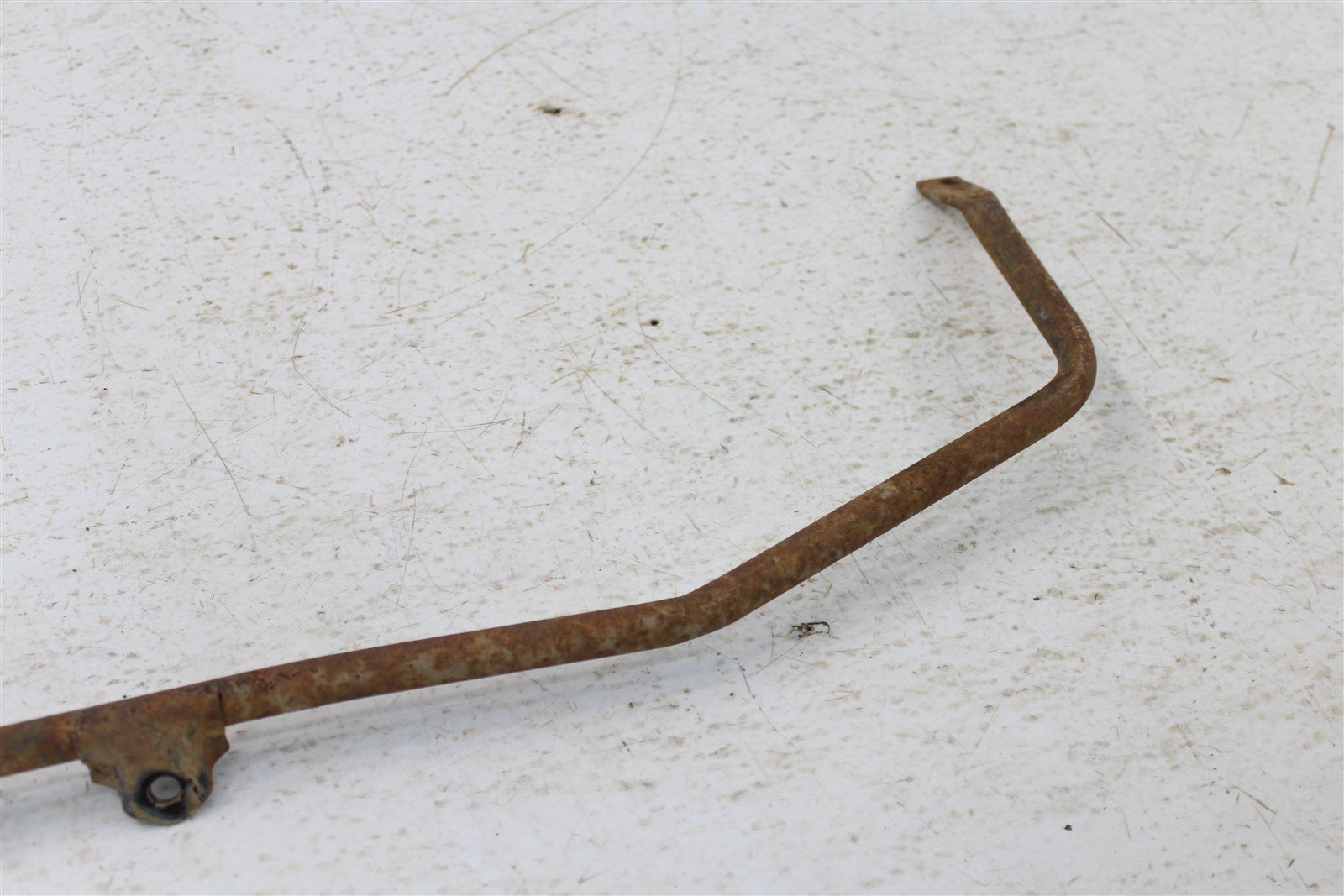 1986 Yamaha Moto-4 225 Front Fender Support Bracket