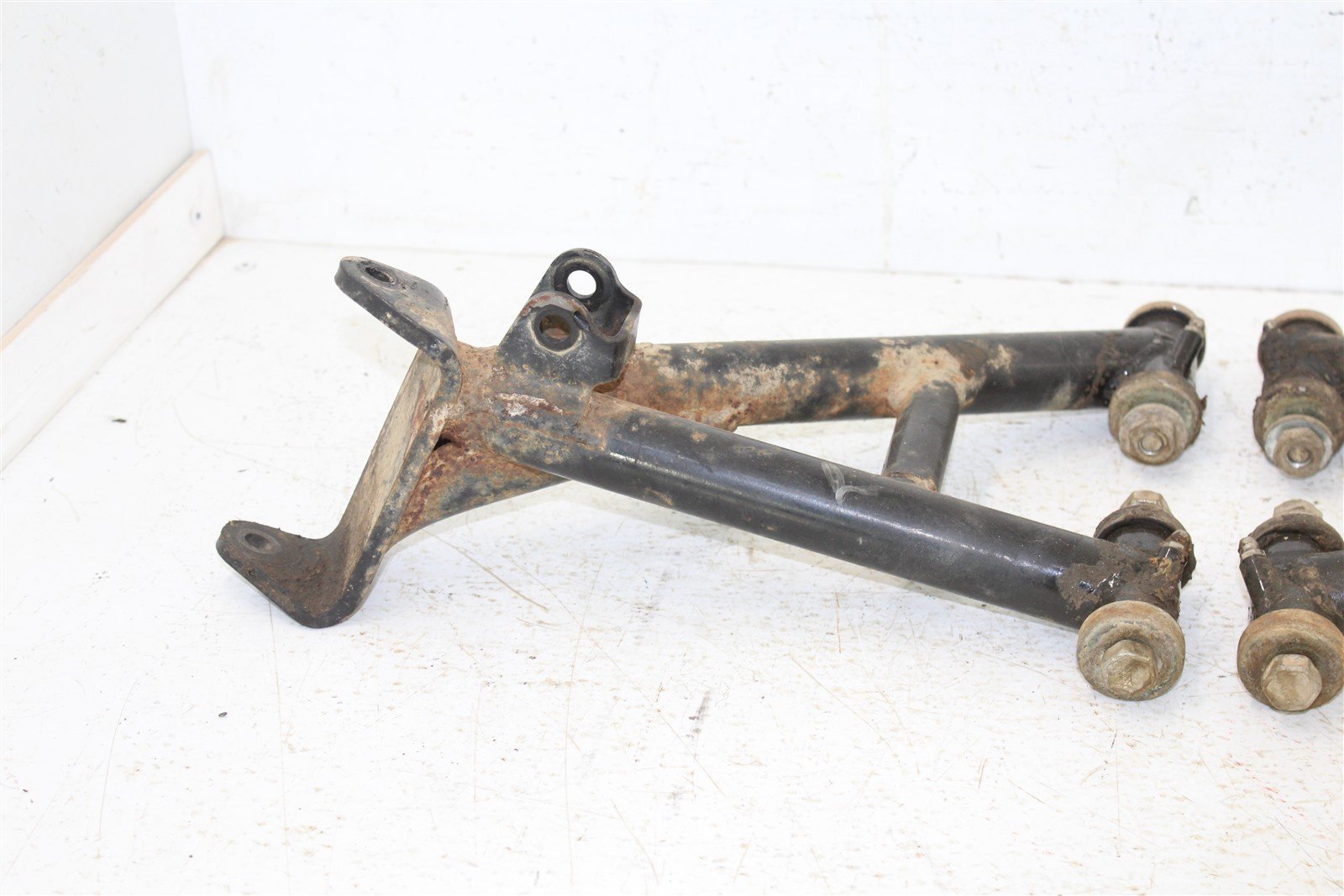 1986 Yamaha Moto-4 225 Front Left Right Control A Arms Lower