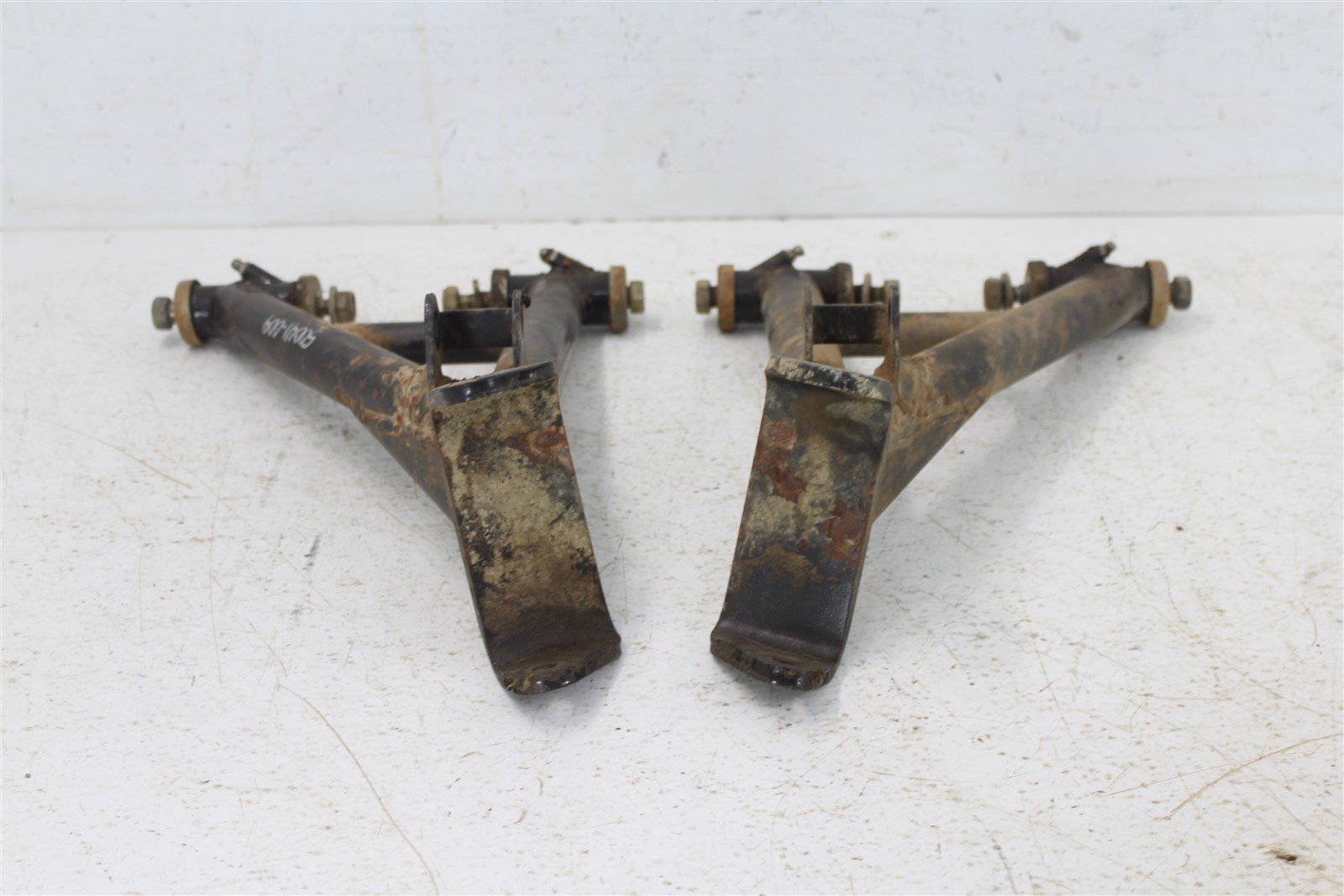 1986 Yamaha Moto-4 225 Front Left Right Control A Arms Lower