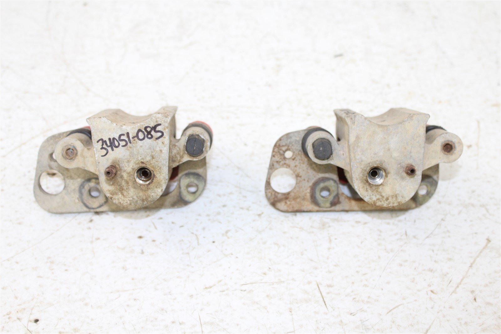 2000 Polaris Trailboss 325 Front Left Right Set Brake Caliper Calipers