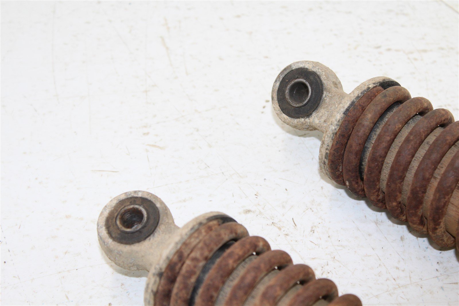 1986 Honda Fourtrax 350 Front Shocks Spring Absorber Left Right