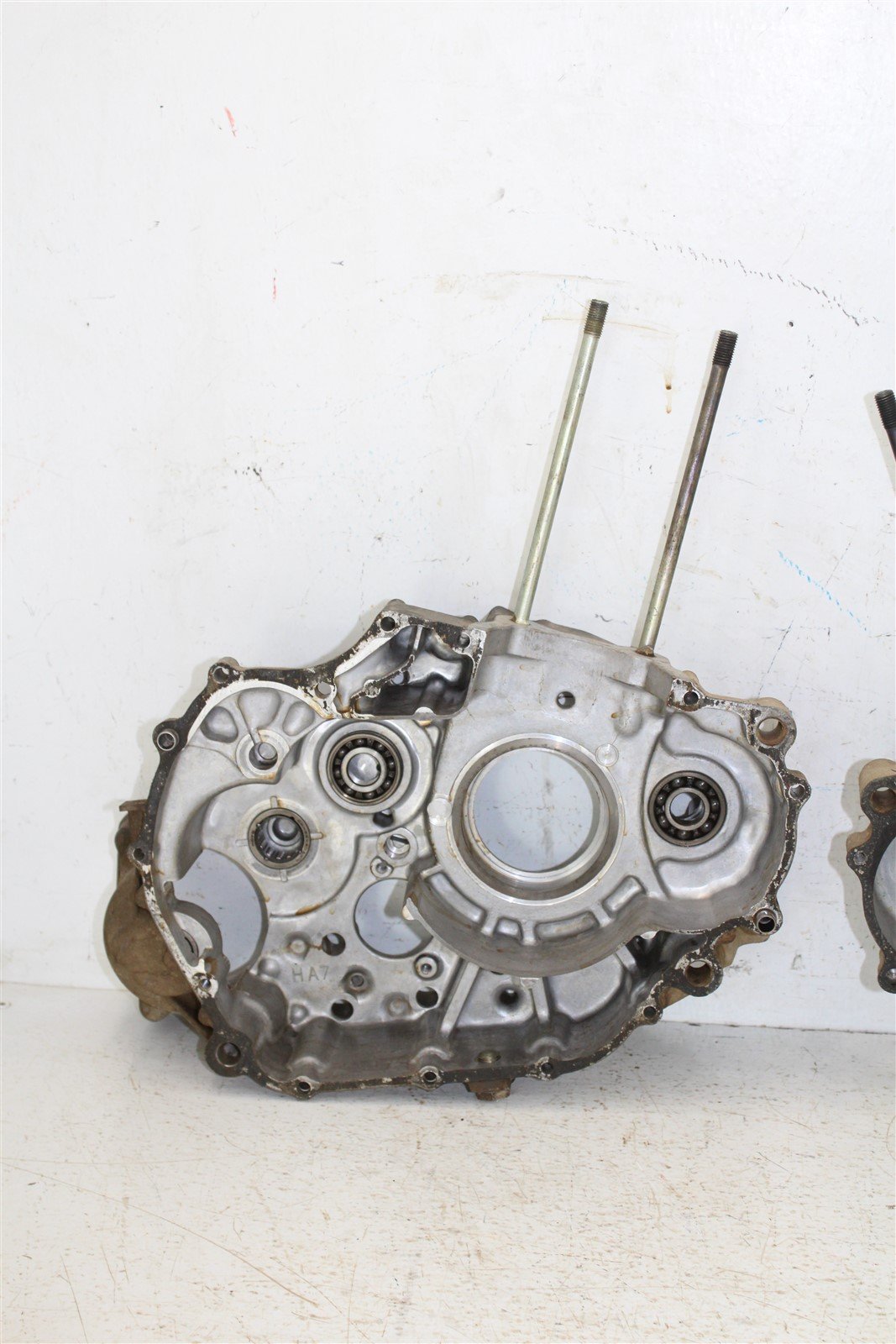 1986 Honda Fourtrax 350 Engine Cases Crankcase Left Right