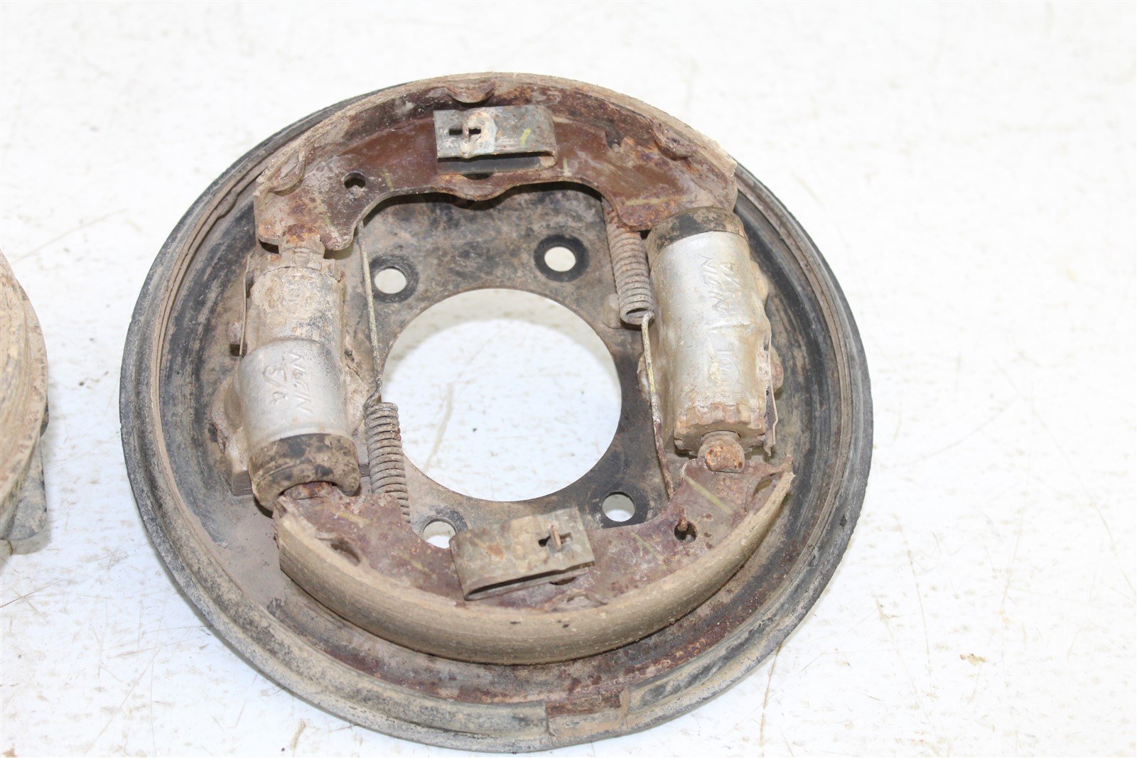 1986 Honda Fourtrax 350 Front Left Brake Drum Panel Hub Backing Plate