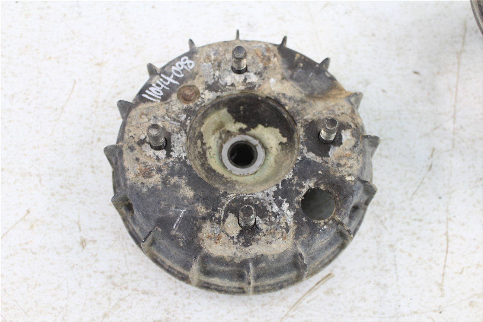 1986 Honda Fourtrax 350 Front Left Brake Drum Panel Hub Backing Plate