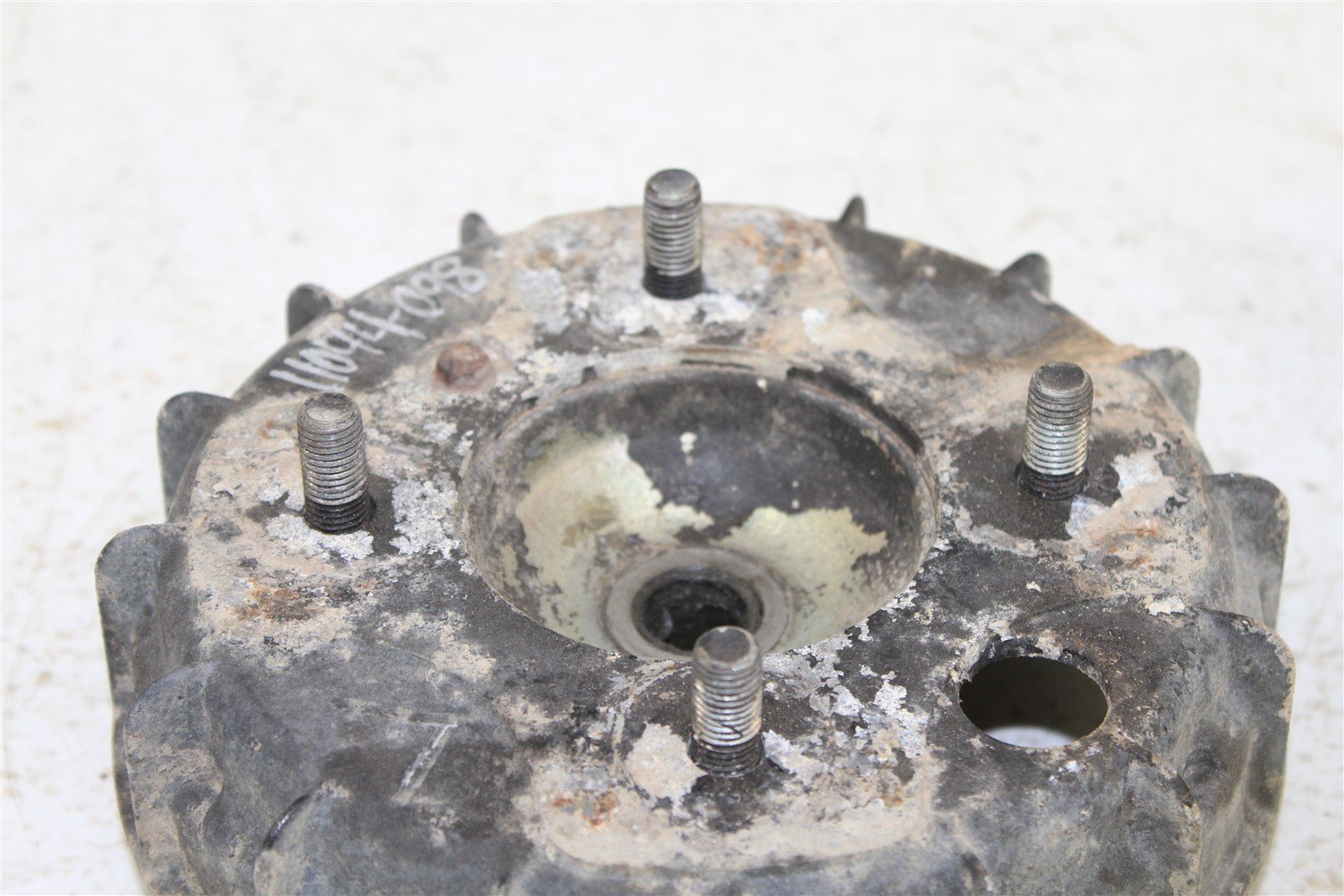 1986 Honda Fourtrax 350 Front Left Brake Drum Panel Hub Backing Plate