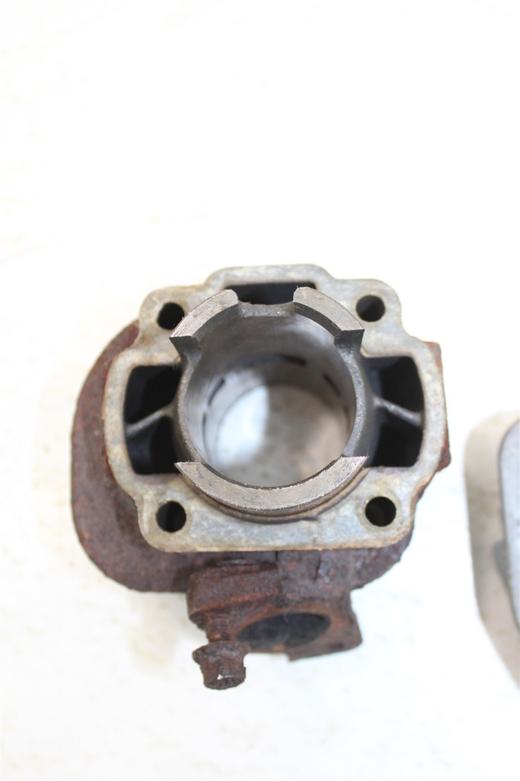 2005 Yamaha Zuma 50 Engine Cylinder Jug Cylinder Head