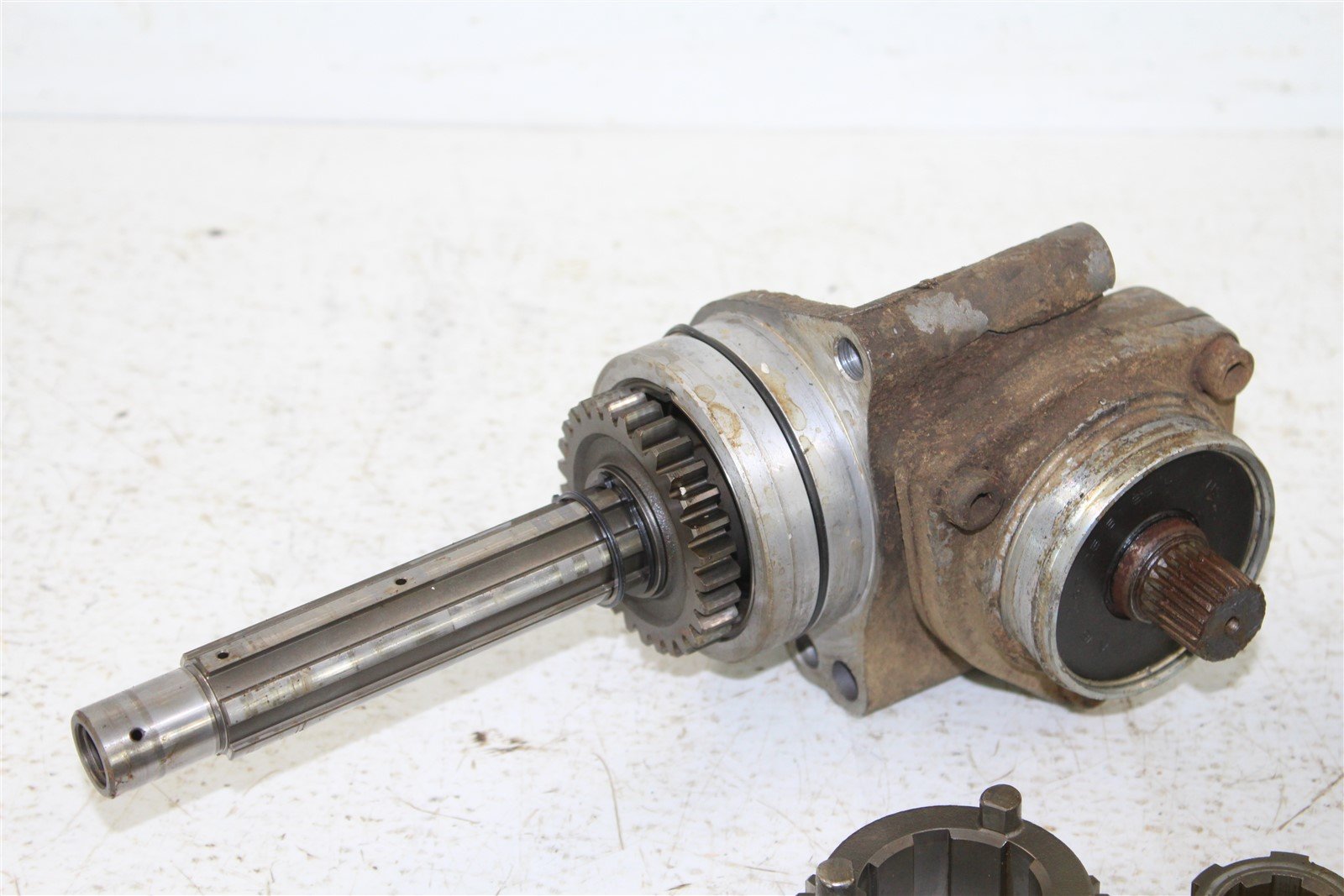 1985 Honda Fourtrax TRX250 Transmission Gears Shaft