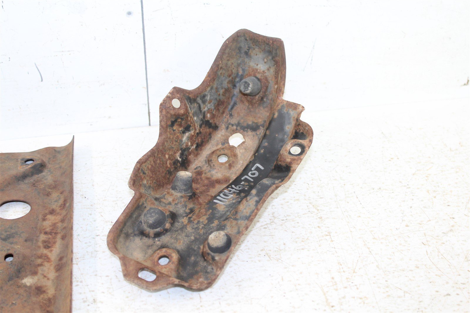 1985 Honda Fourtrax TRX 250 Skid Plate Engine Swingarm Differential Guard