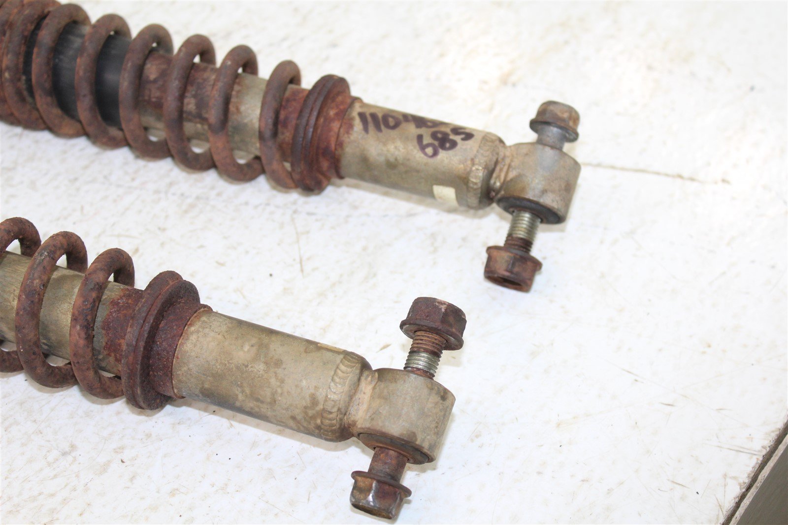1985 Honda Fourtrax TRX 250 Front Shocks Spring Absorber Left Right
