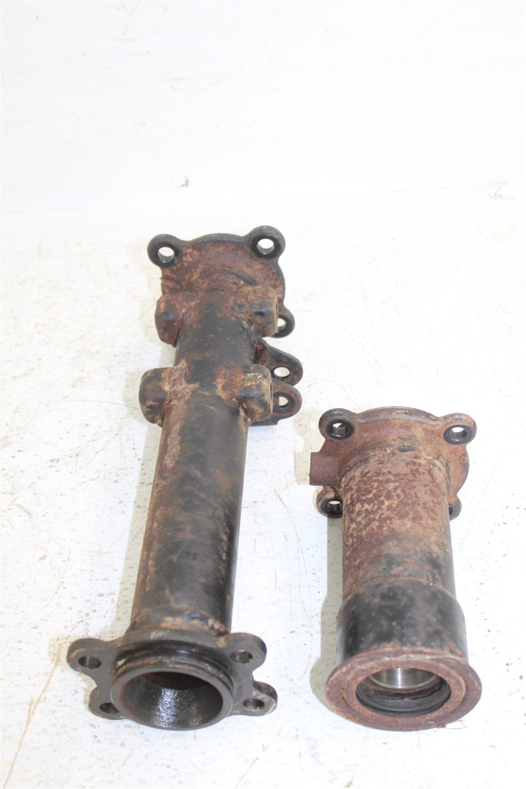 1985 Honda Fourtrax TRX 250 Rear Axle Housing Left Right