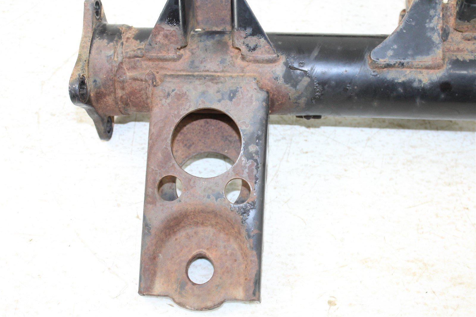 2000 Kawasaki Prairie 300 2x4 Axle Carrier Housing Tow Hitch