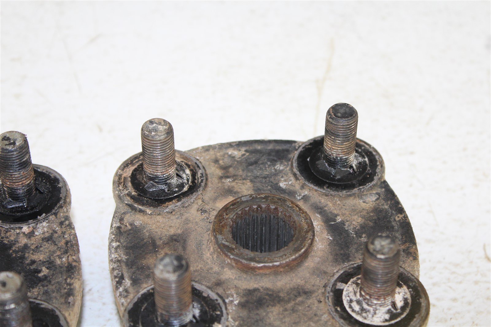 1996 Polaris Xpress 400 Rear Hubs Wheel Mount