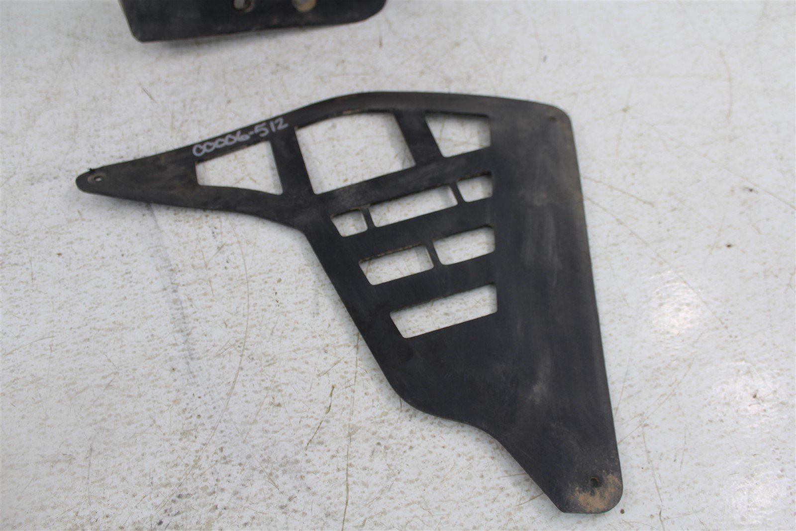 2002 Arctic Cat 300 2x4 Front Right Mudflap Mud Flap Kick Plate