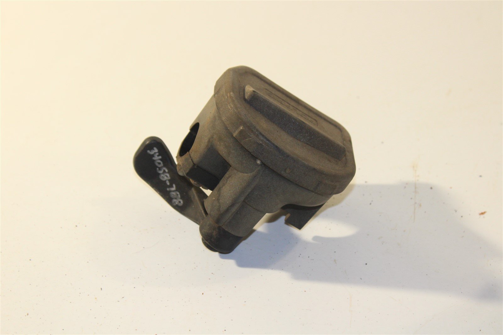 2005 Polaris Magnum 330 4x4 Throttle Lever Housing