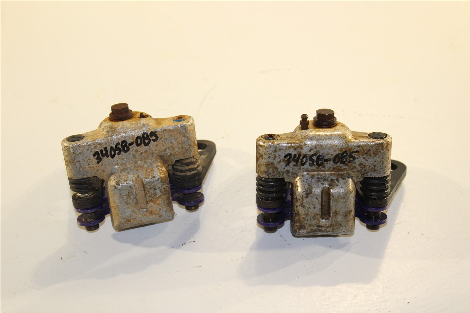 2005 Polaris Magnum 330 4x4 Front Brake Caliper Left Right