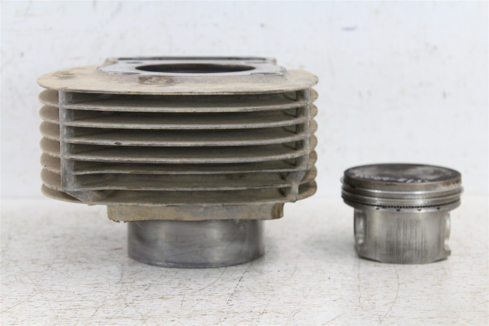 2005 Polaris Trailboss 330 Engine Cylinder Jug Piston