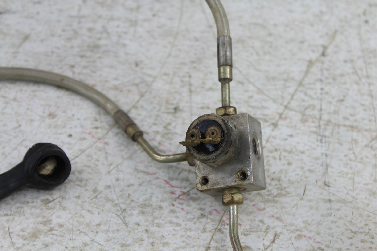 2005 Polaris Trailboss 330 Front Brake Hose Line