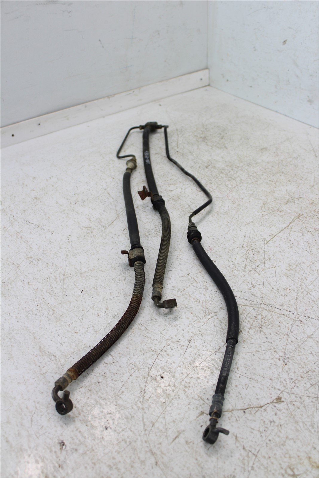 2003 Suzuki Vinson 500 Front Brake Hose Line