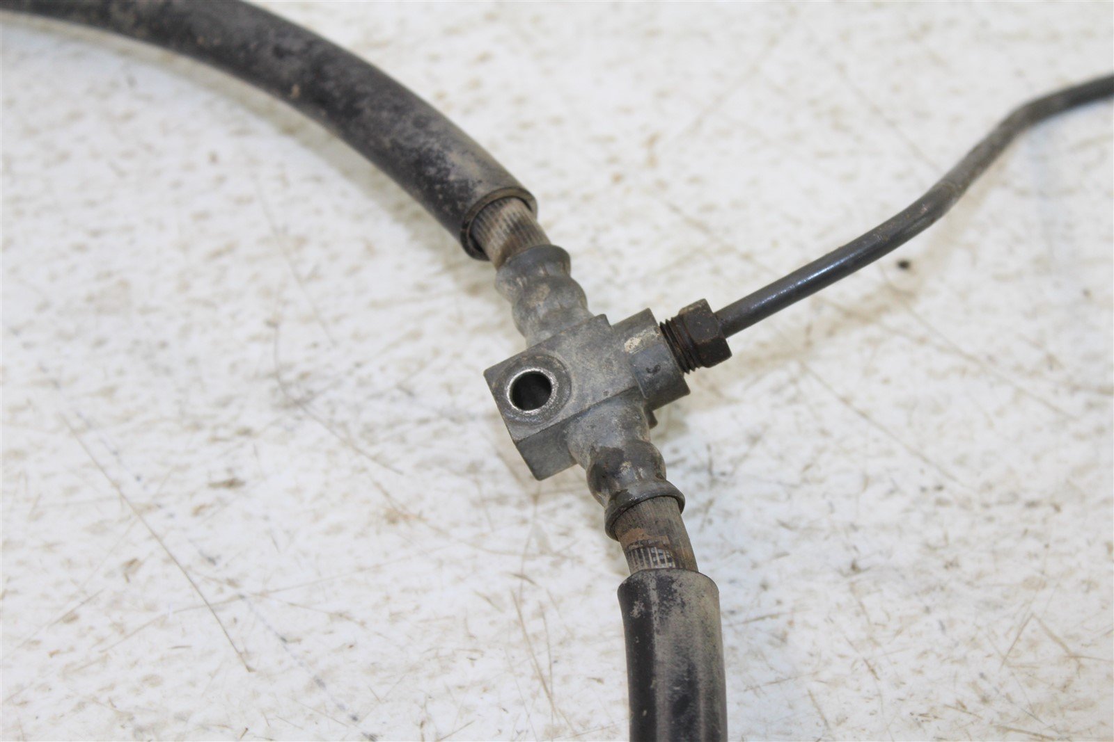 2005 Yamaha YFZ450 Front Brake Hose Line