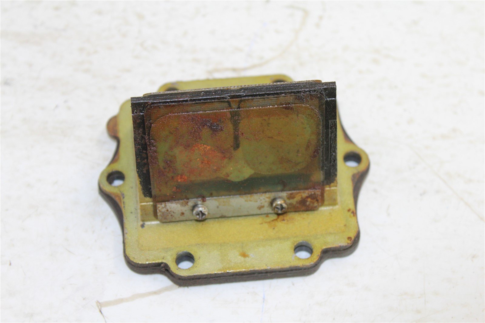 2001 Kawasaki KX 125 Reed Cage Block