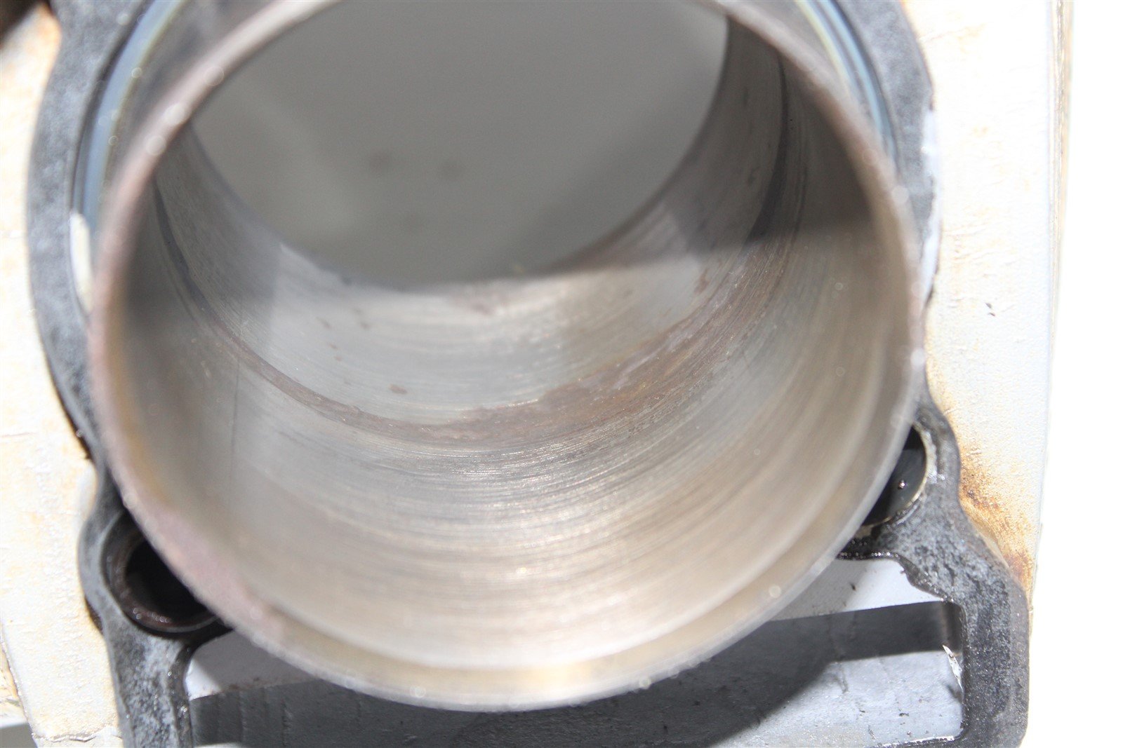 2001 Yamaha TTR 225 Engine Cylinder Jug