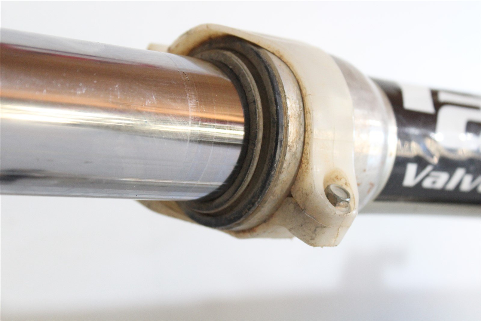 2002 Yamaha YZ426F Fork Tubes Front Suspension Triple Clamps