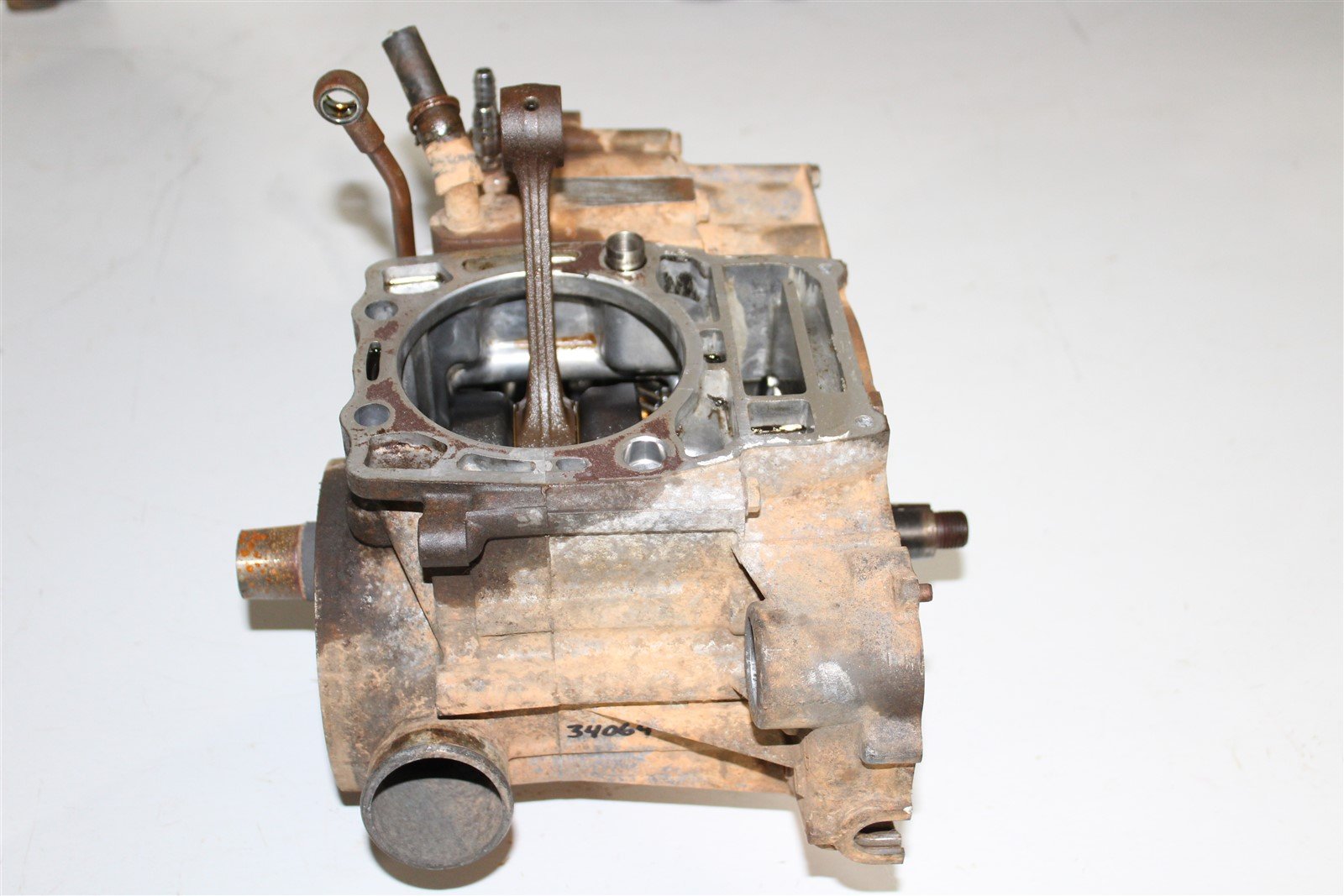2000 Polaris Sportsman 335 4x4 Engine Motor Bottom End Crankcase Crankshaft