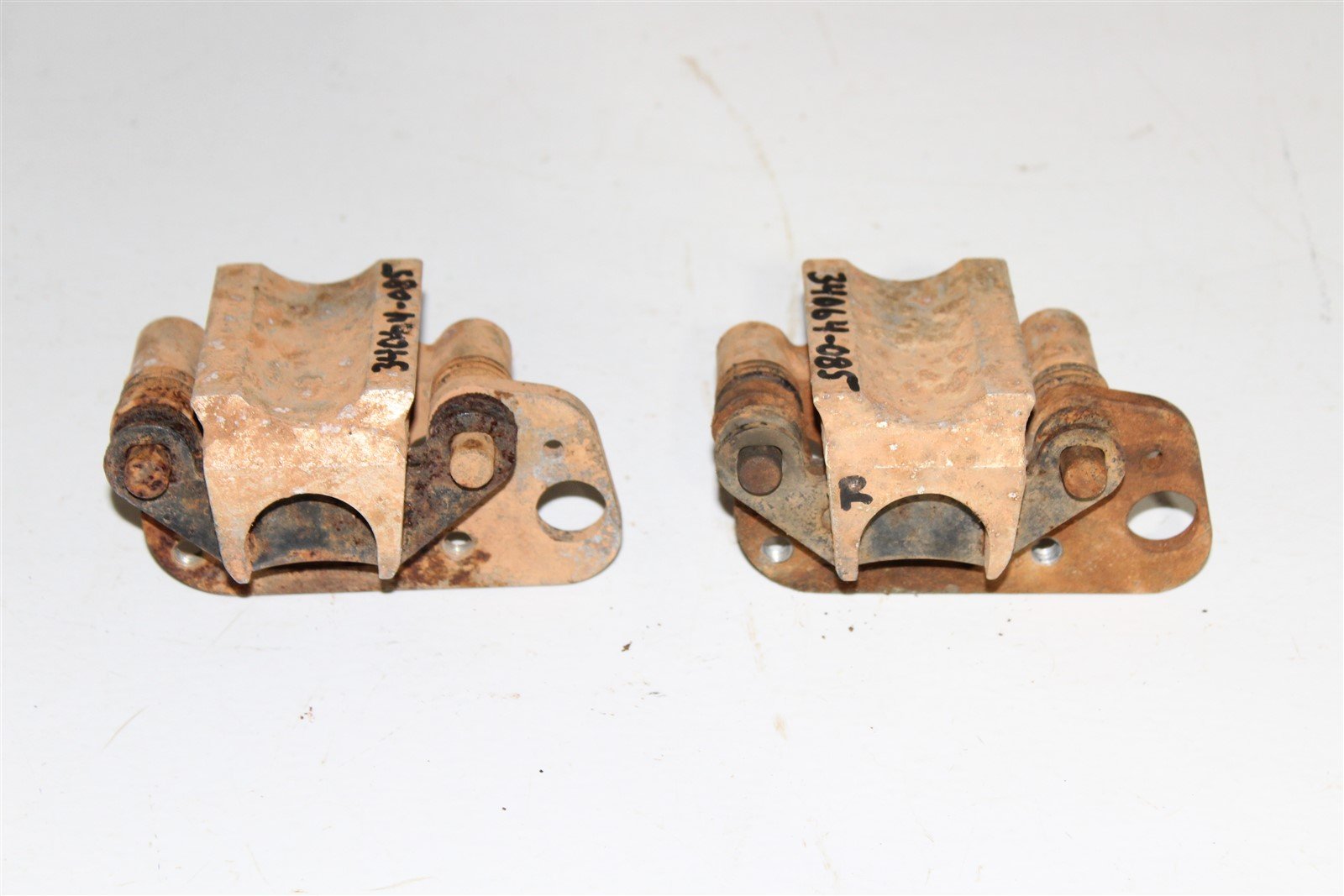 2000 Polaris Sportsman 335 4x4 Front Brake Calipers Left Right